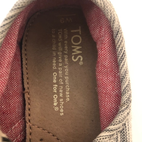 TOMS Gray Heathered Sneakers Shoes ((size W9)) - Picture 8 of 8